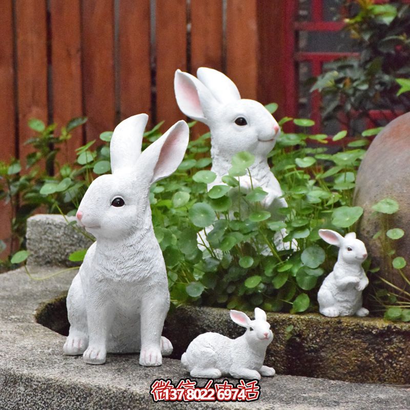 玻璃鋼兔子雕塑，點(diǎn)亮您的草坪