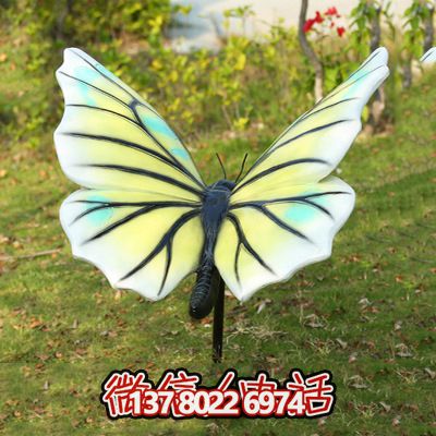 創意玻璃鋼蝴蝶雕塑，給商場帶來新鮮感