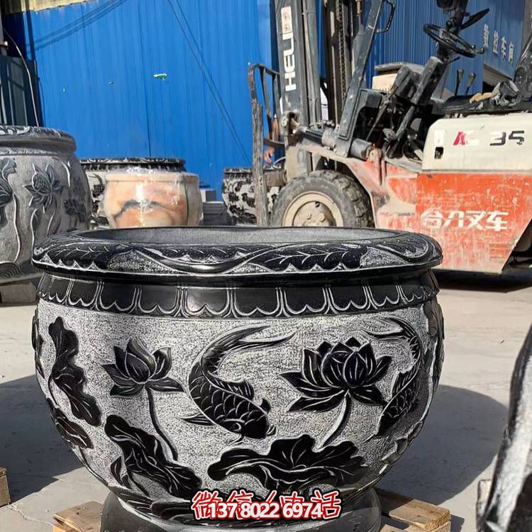 精美荷花浮雕缸，融合經典元素，打造清新安靜空間