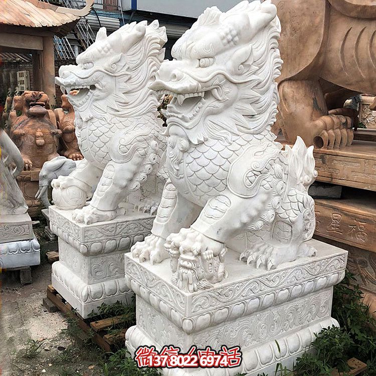 大型漢白玉石雕麒麟雕塑，為您的庭院門口增添獨特景觀