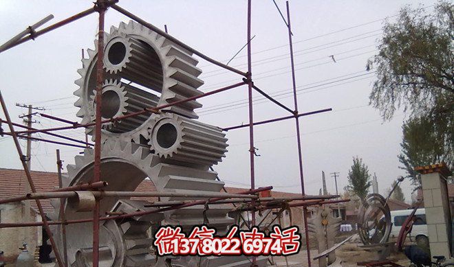 廠房創(chuàng)意抽象形態(tài)個性的齒輪雕塑 廠房創(chuàng)意抽象形態(tài)個性的齒輪雕塑